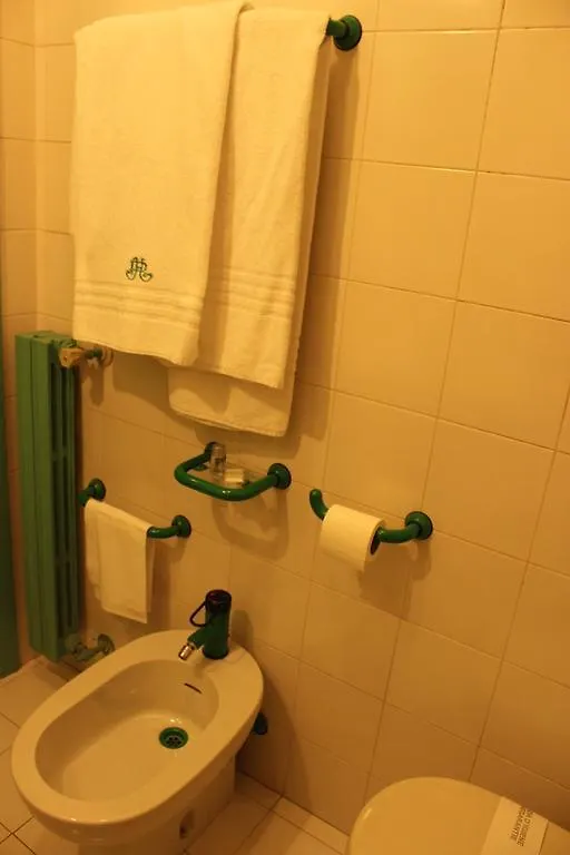 Ducathotel Torrile Hotel